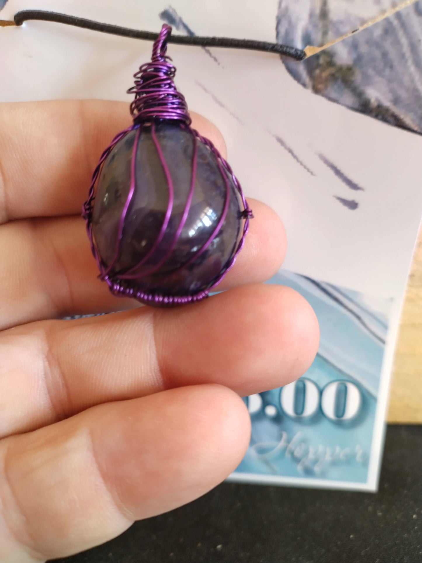 Dyed agate necklace