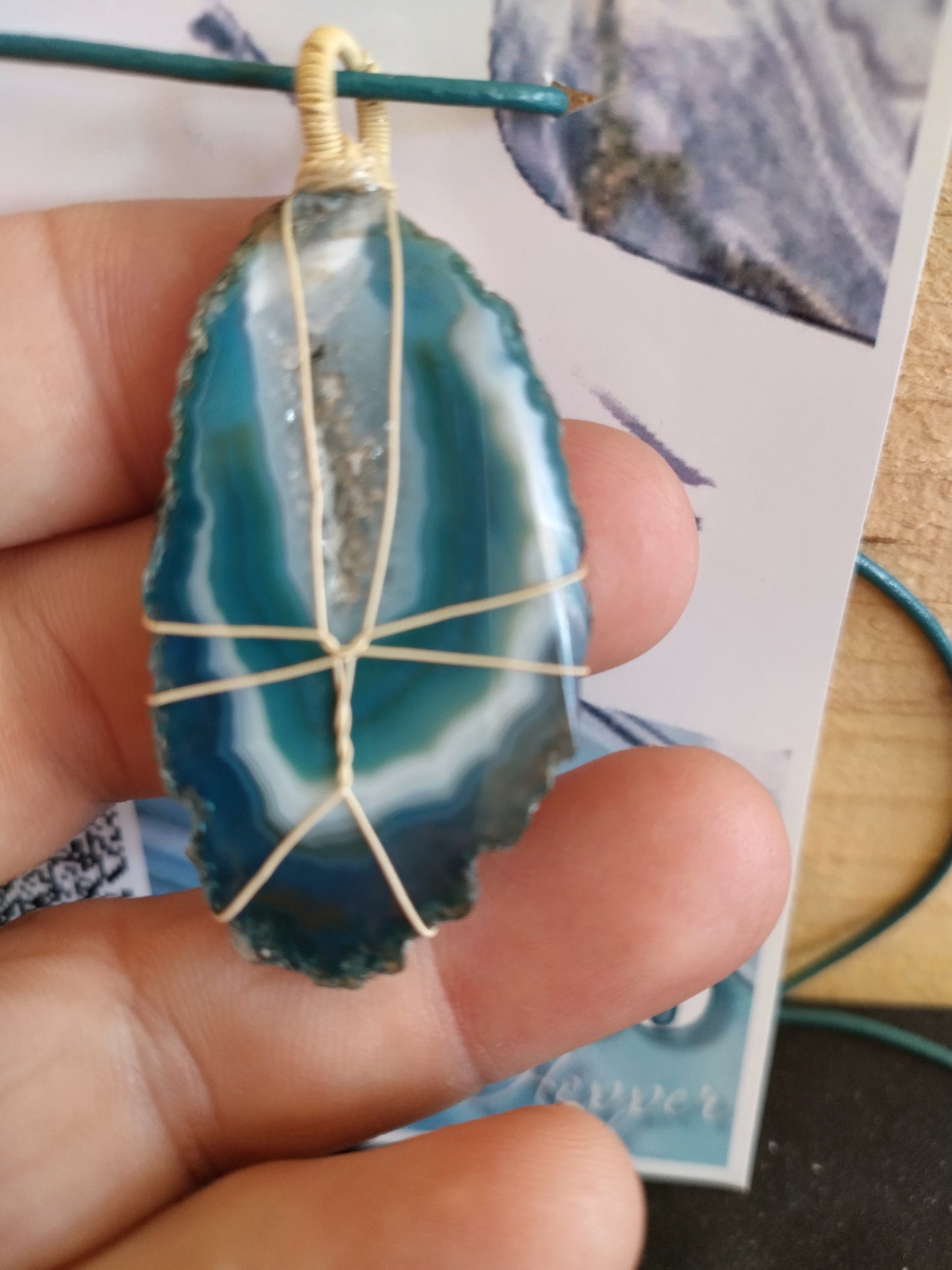 Dyed agate sliced necklace