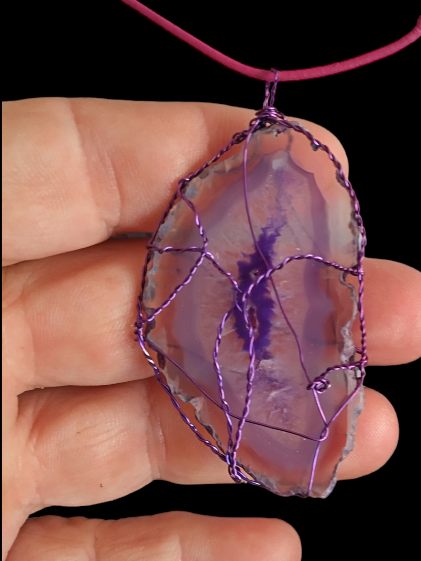 Dyed agate necklace