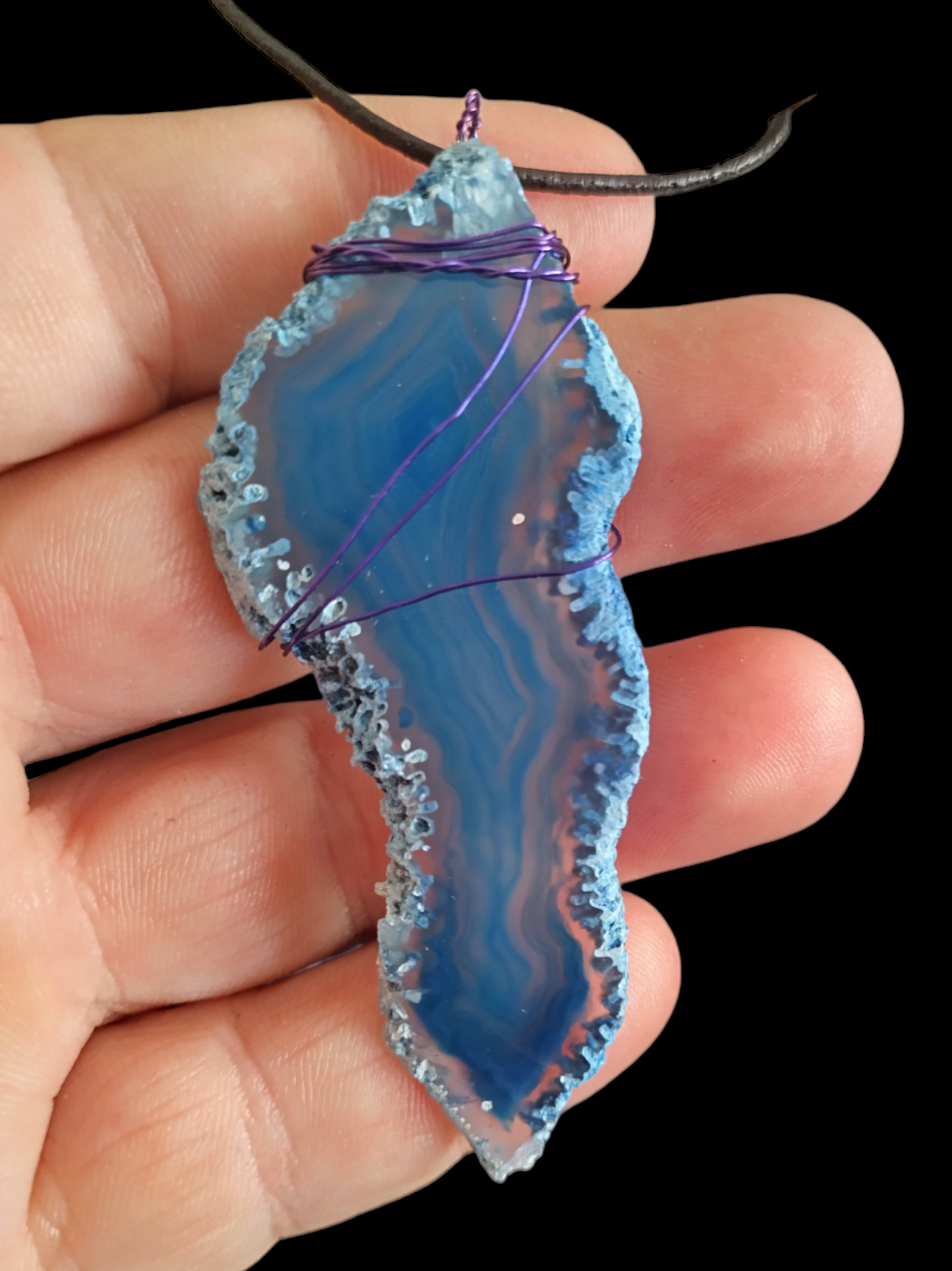 Dyed blue agate necklace