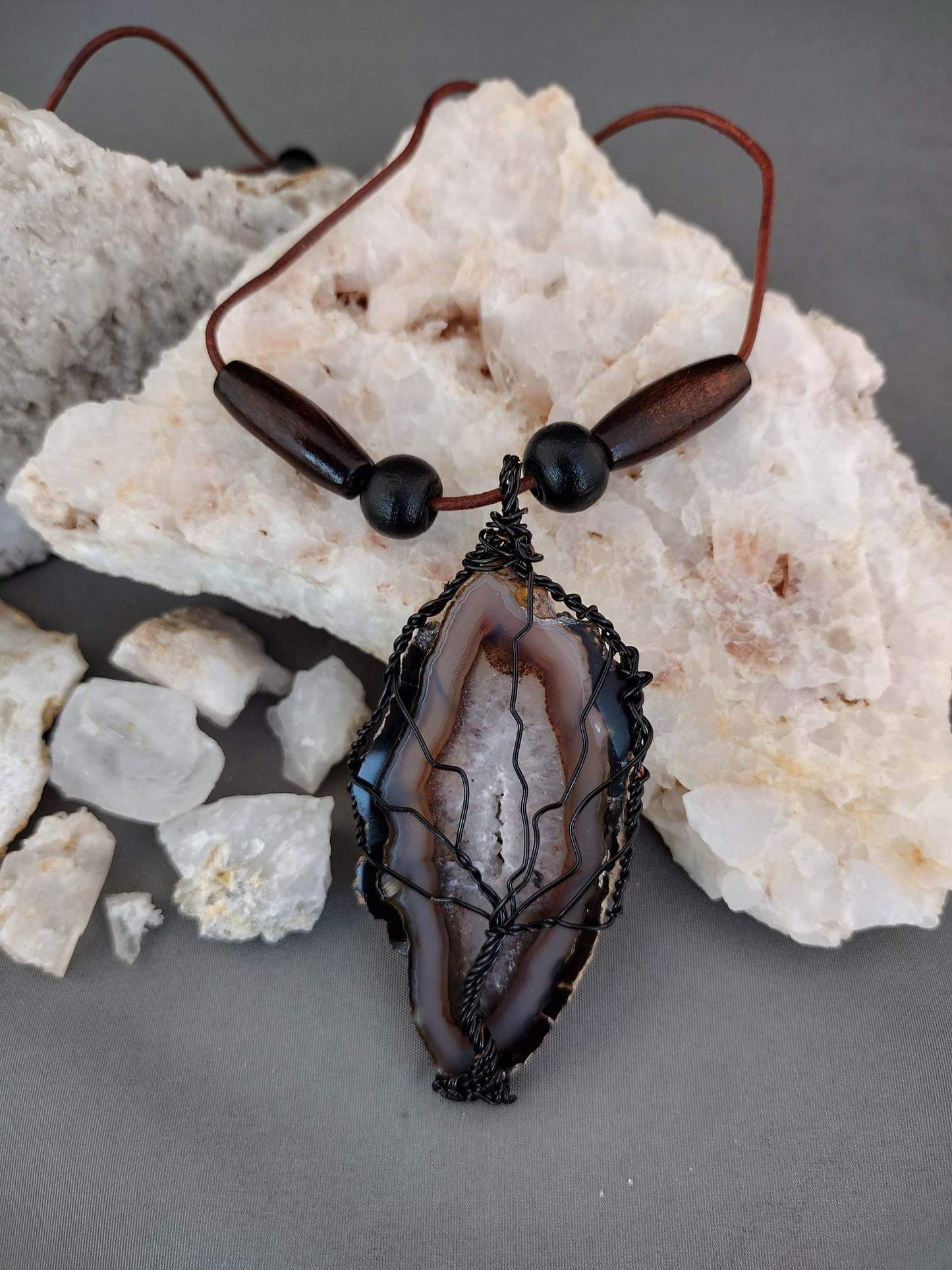 Tree of life on a agate pendant.